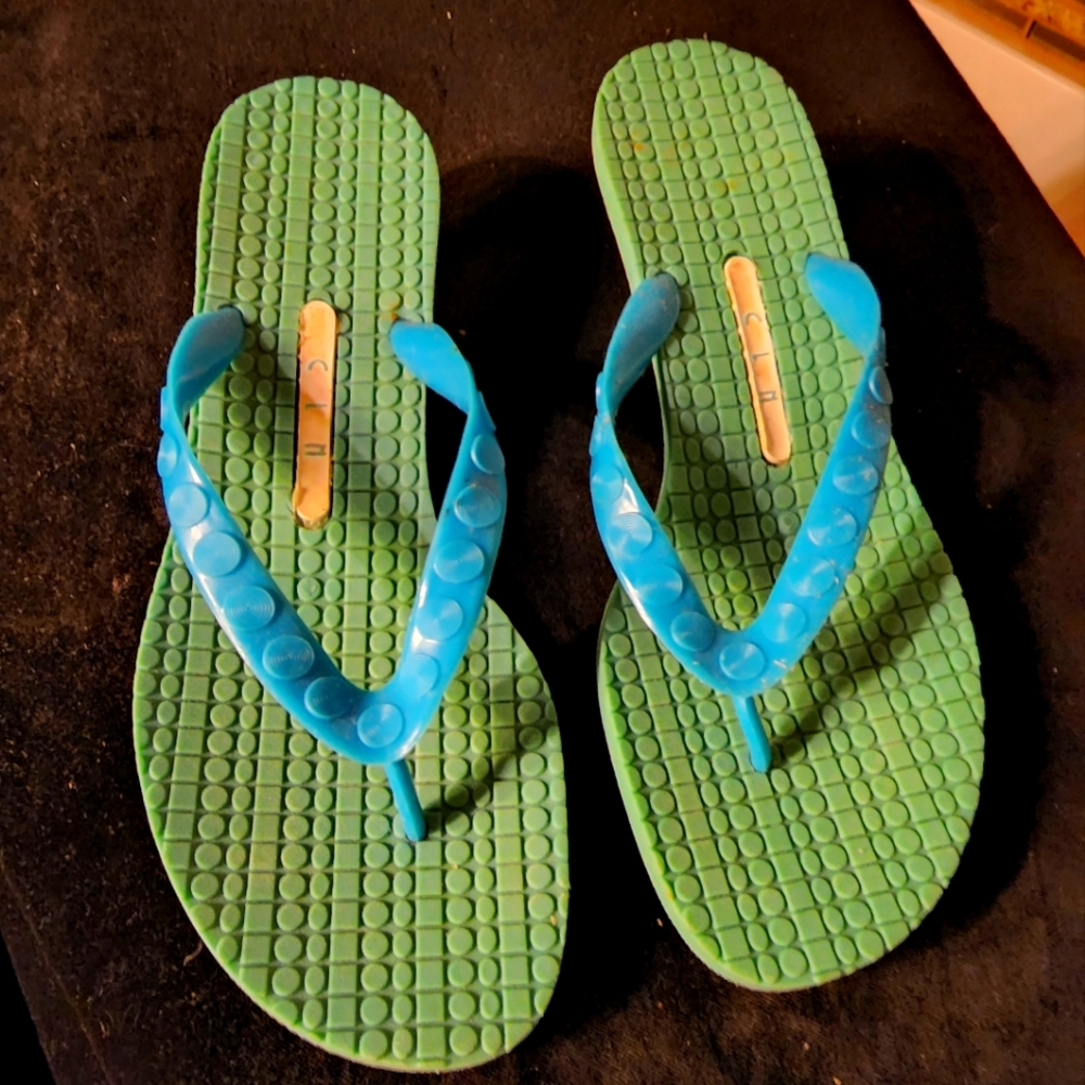 Rubber /Durable Plastic material Ladies Sandals / Water wearable